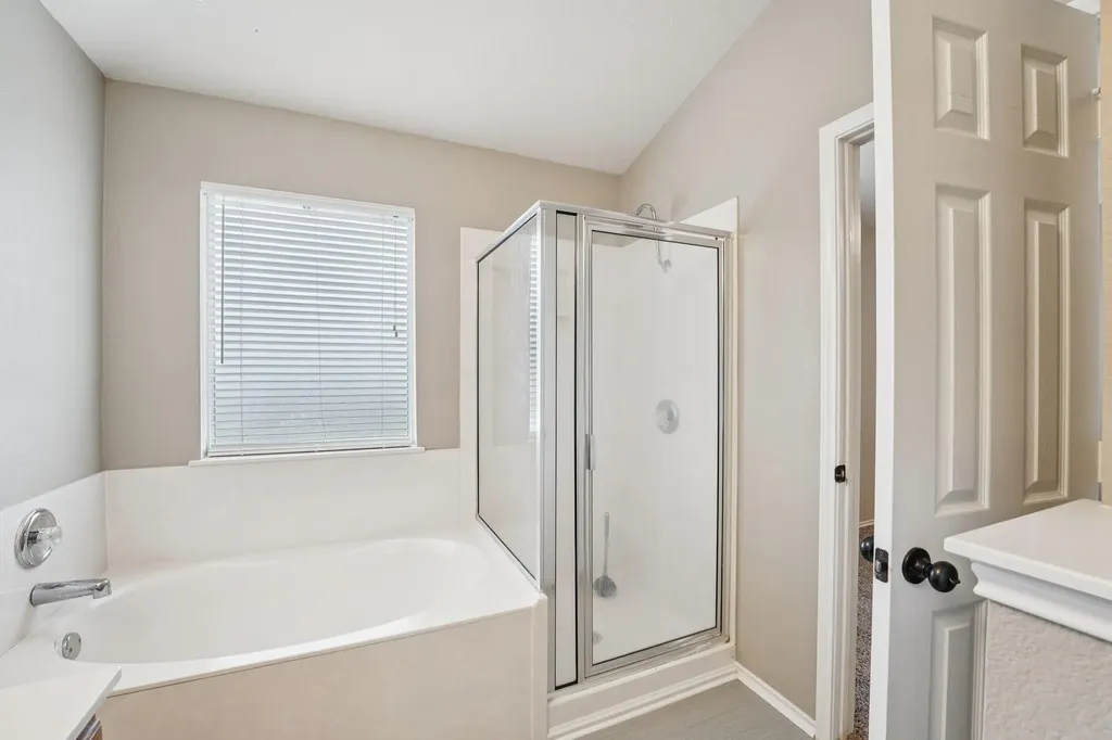 1115 Whitley Drive Leander TX 78641