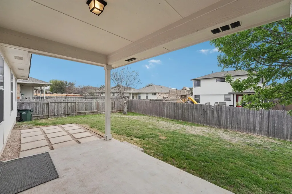 1115 Whitley Drive Leander TX 78641