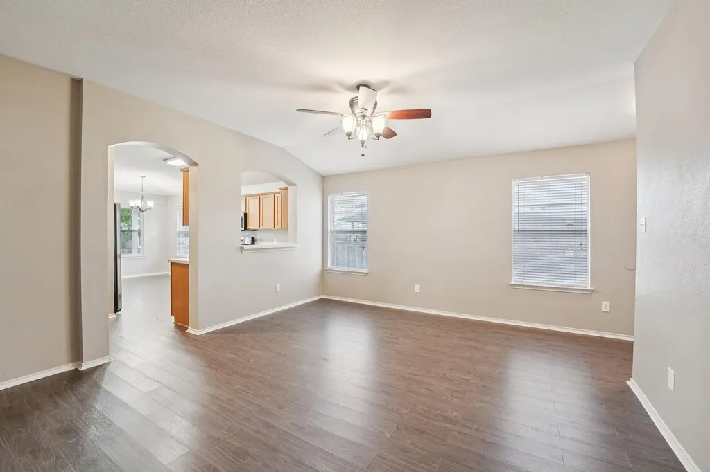 1115 Whitley Drive Leander TX 78641