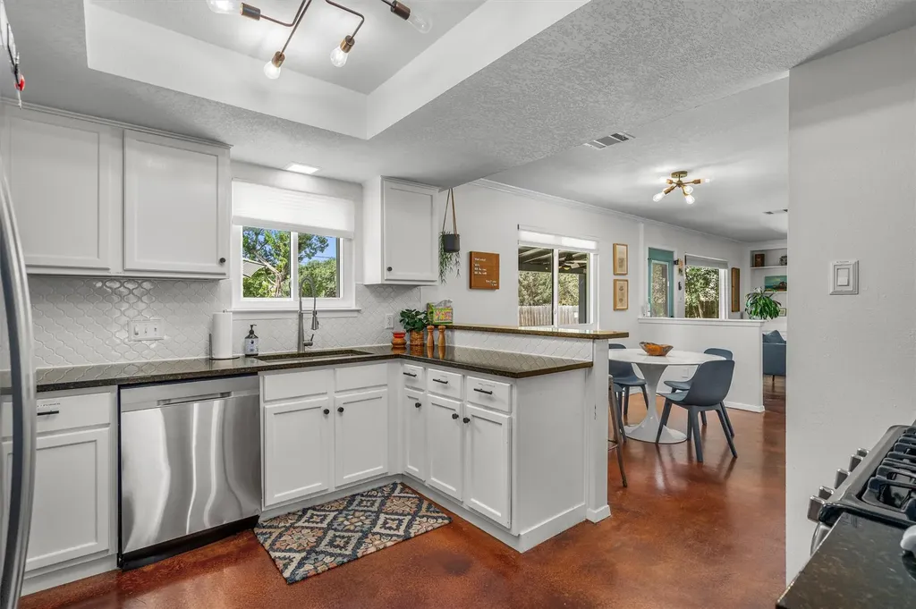 1602 Rock Creek Drive Round Rock TX 78681