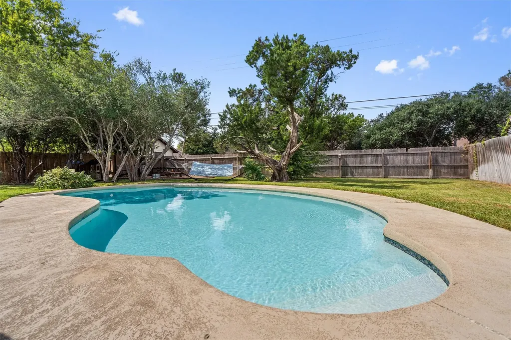 1602 Rock Creek Drive Round Rock TX 78681