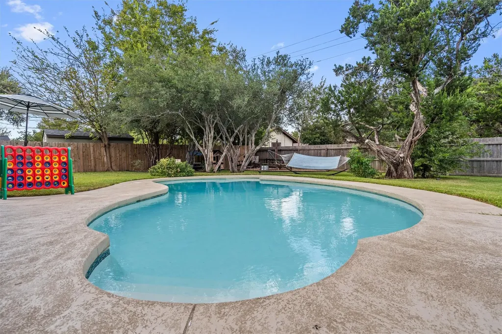 1602 Rock Creek Drive Round Rock TX 78681