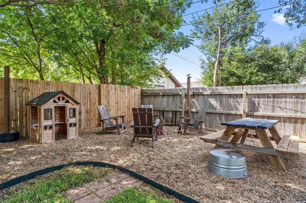 1602 Rock Creek Drive Round Rock TX 78681