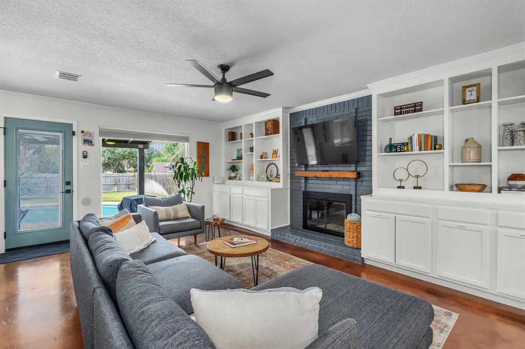 1602 Rock Creek Drive Round Rock TX 78681