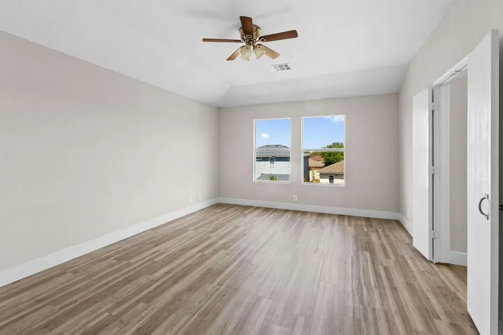 9113 Magna Carta Loop Austin TX 78754