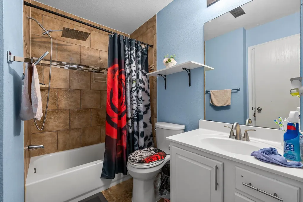 6829 Walkup Lane Austin TX 78747