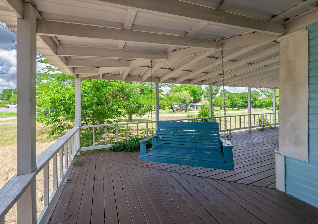 325 County Road 100 San Saba TX 76877