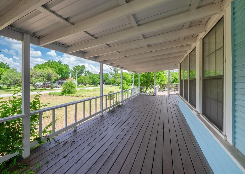 325 County Road 100 San Saba TX 76877