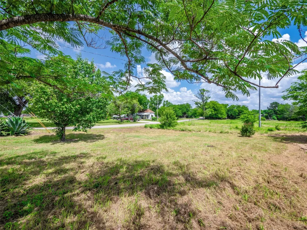 325 County Road 100 San Saba TX 76877
