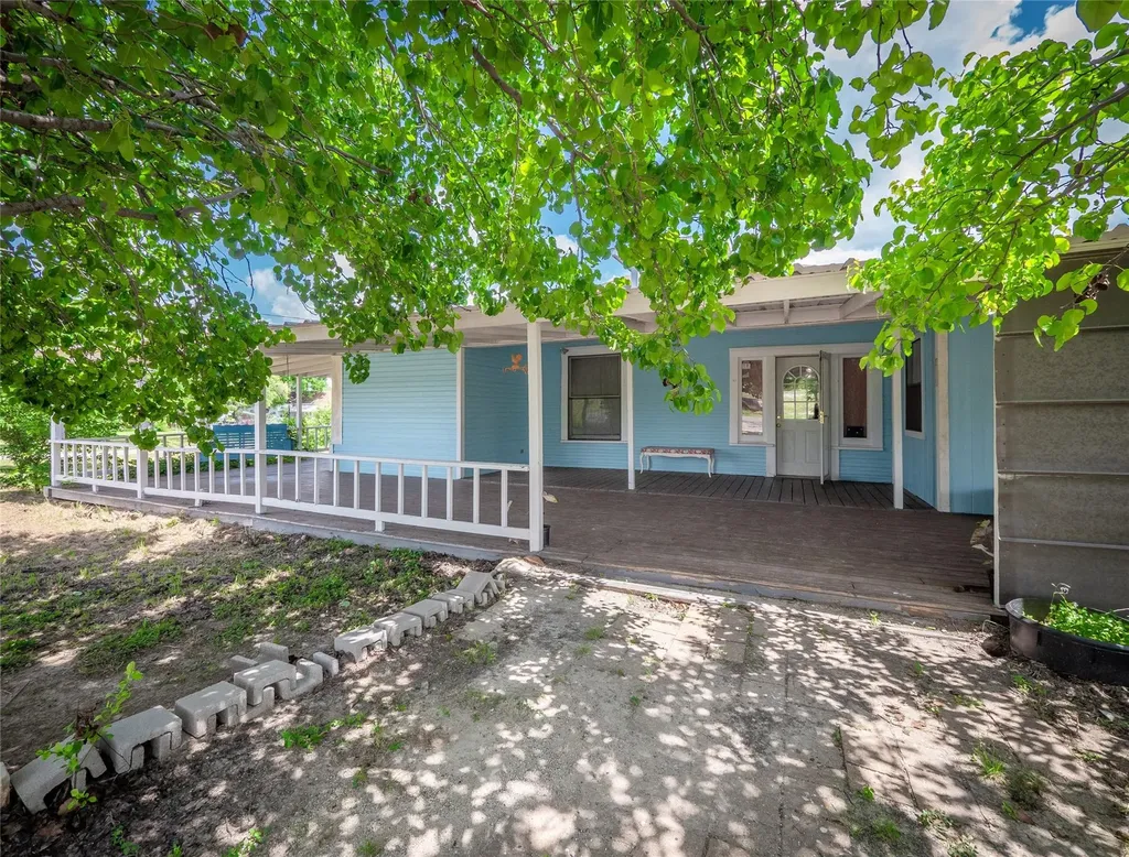 325 County Road 100 San Saba TX 76877