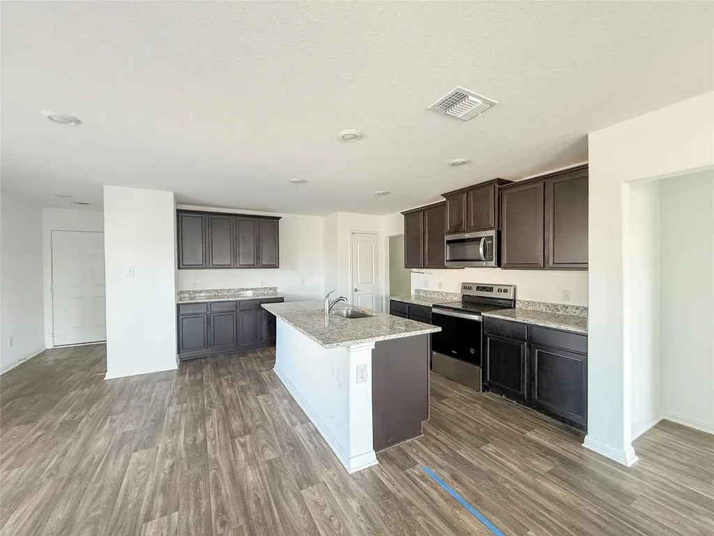 14000 John Aregood Pass Elgin TX 78621