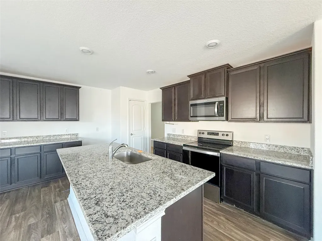 14000 John Aregood Pass Elgin TX 78621