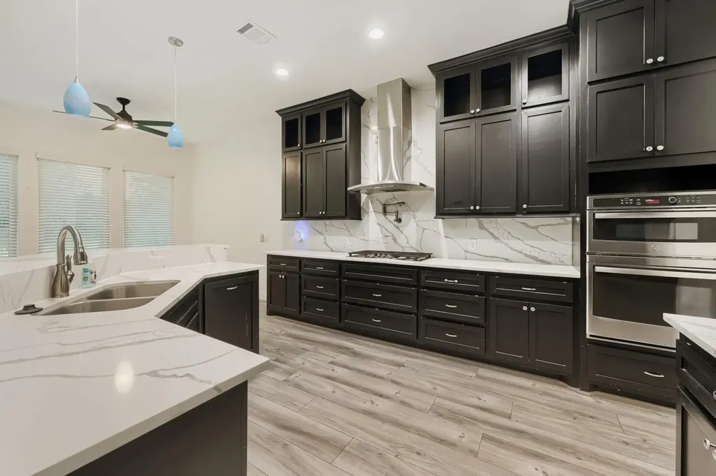 11715 Creek View Lane Conroe TX 77385