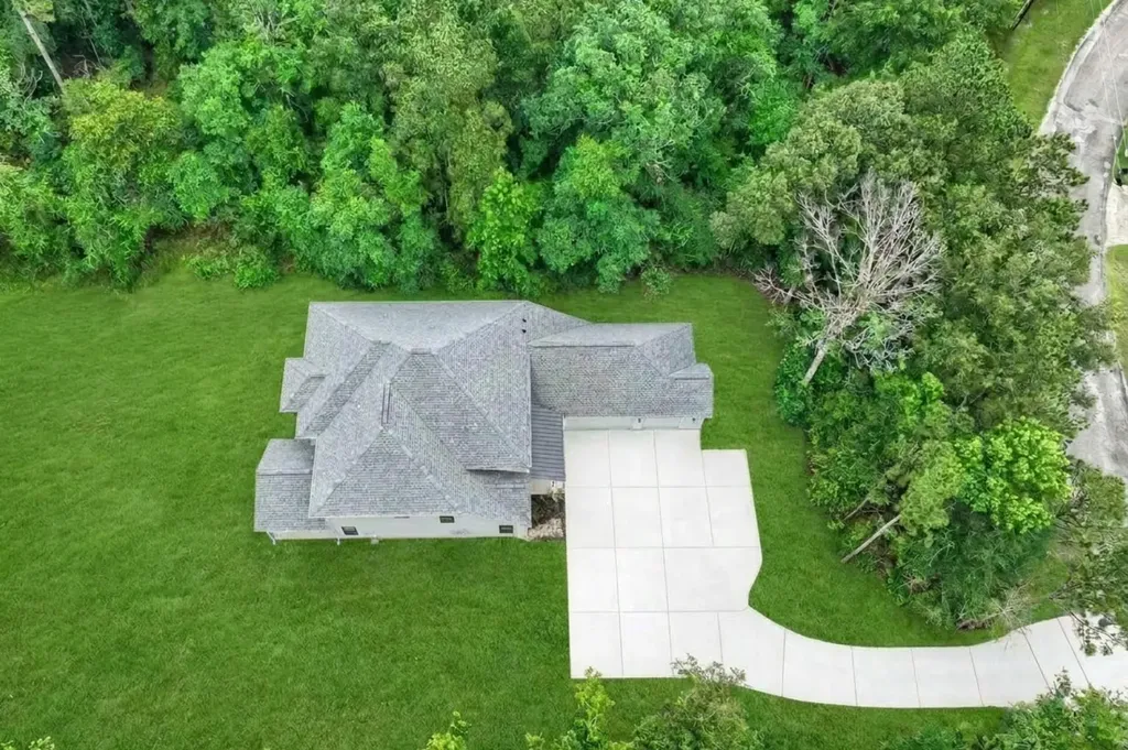 11715 Creek View Lane Conroe TX 77385