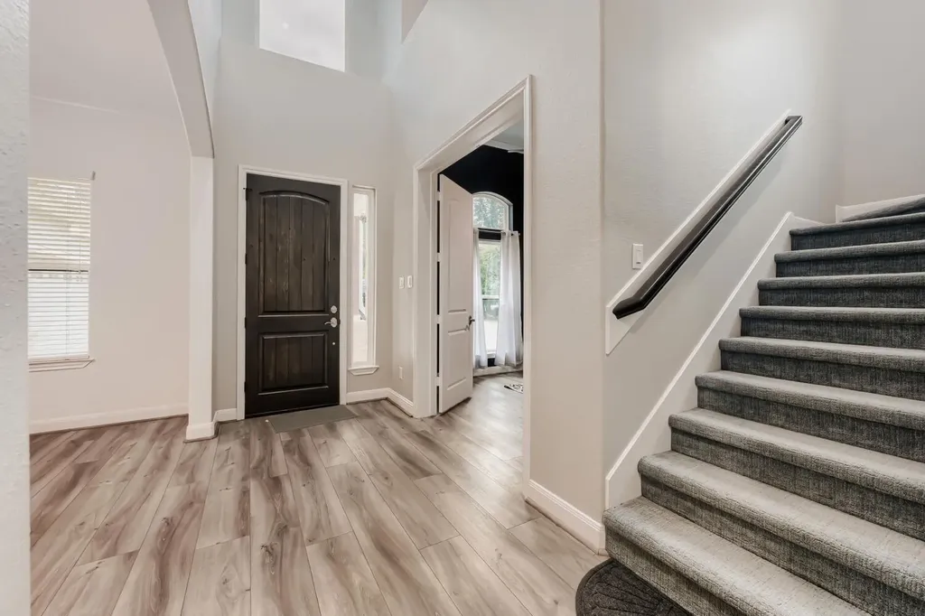 11715 Creek View Lane Conroe TX 77385