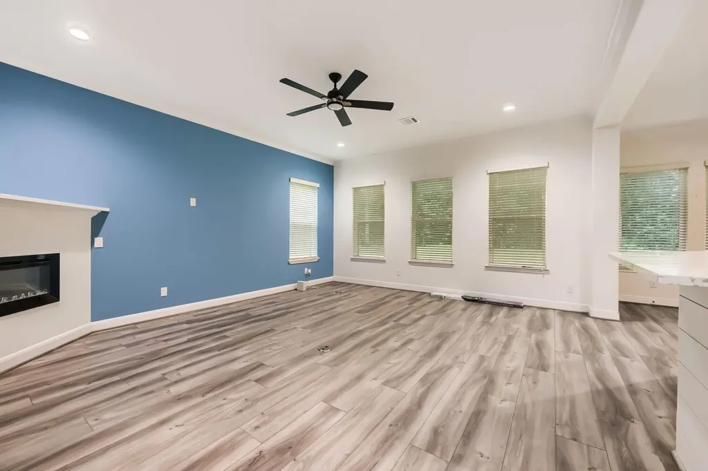 11715 Creek View Lane Conroe TX 77385