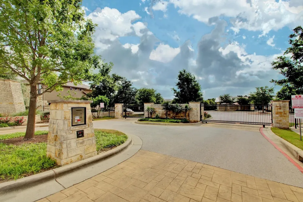 7301 Bandera Ranch Trail Austin TX 78750