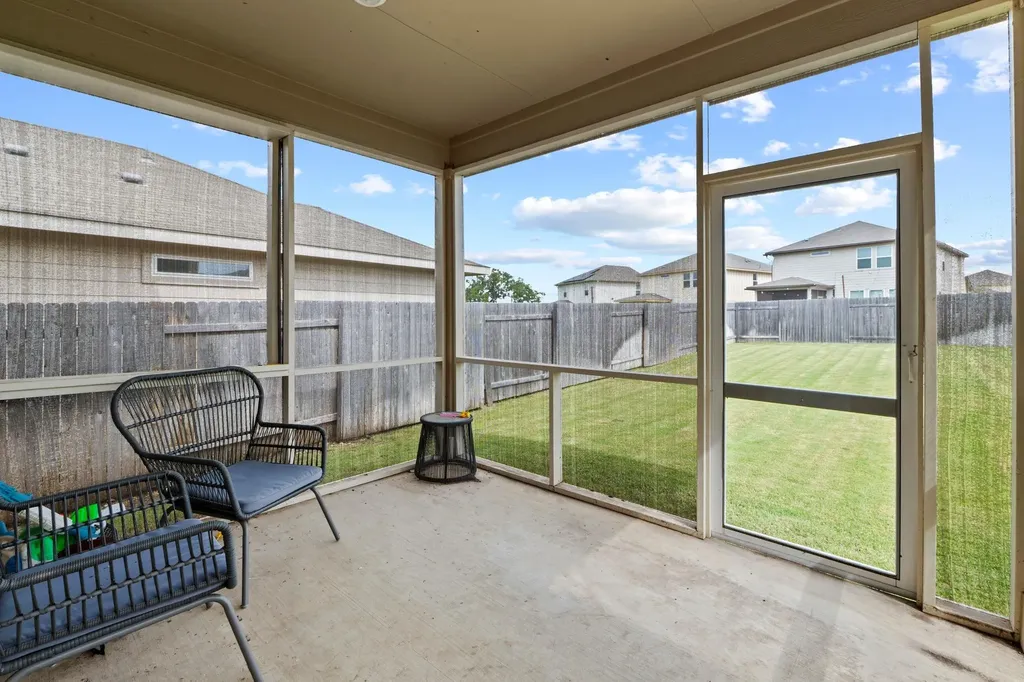 520 Longmount Cove Liberty Hill TX 78642