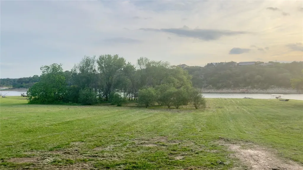 25113 Lake View Drive Spicewood TX 78669