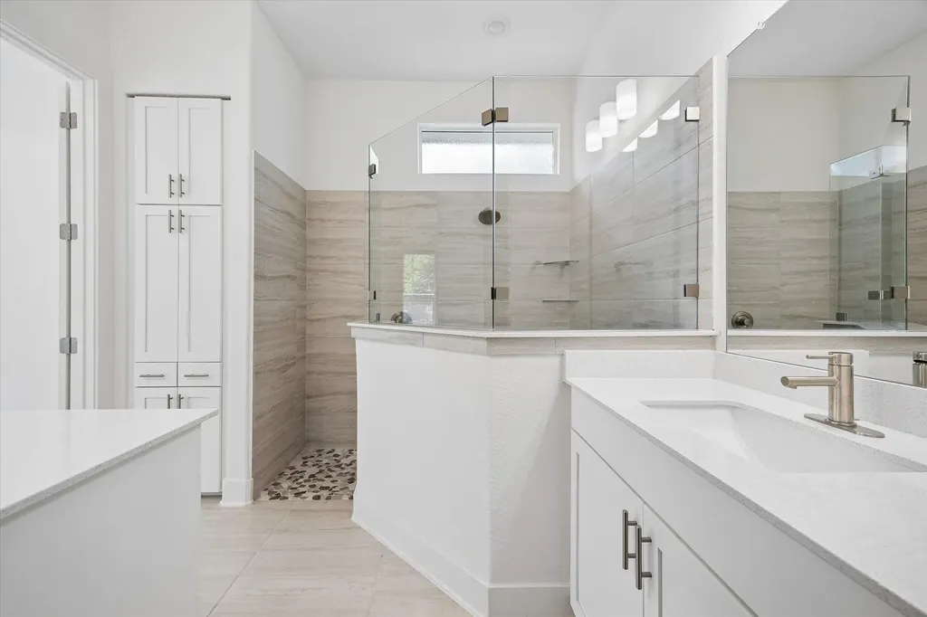 109 Beneteau Drive Austin TX 78738