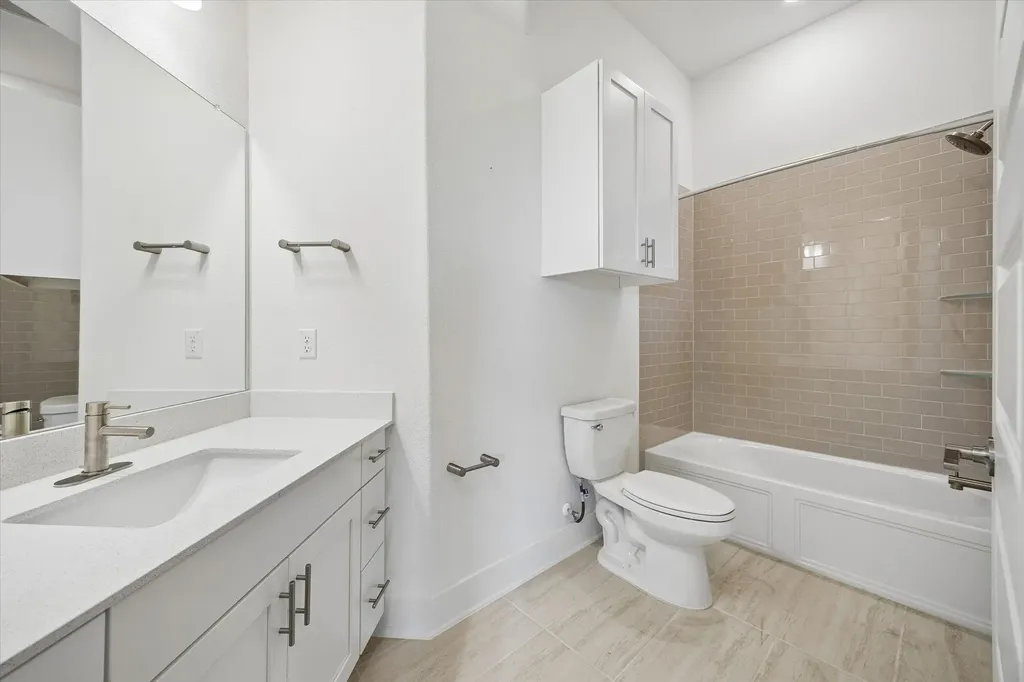 109 Beneteau Drive Austin TX 78738