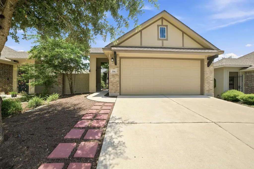 514 Nautical Loop Kyle TX 78640