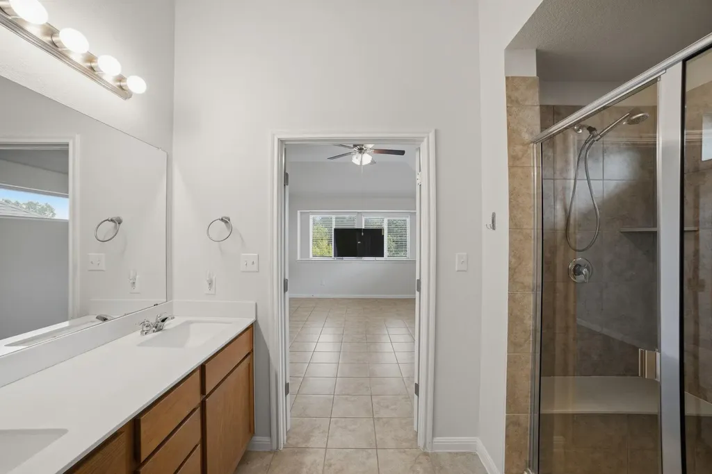 514 Nautical Loop Kyle TX 78640