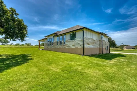 101 Olympia Hills Court Kingsland TX 78639