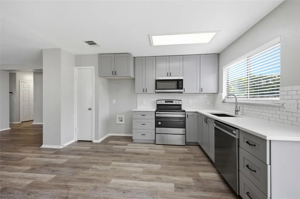 2206 Bluebonnet Drive Round Rock TX 78664