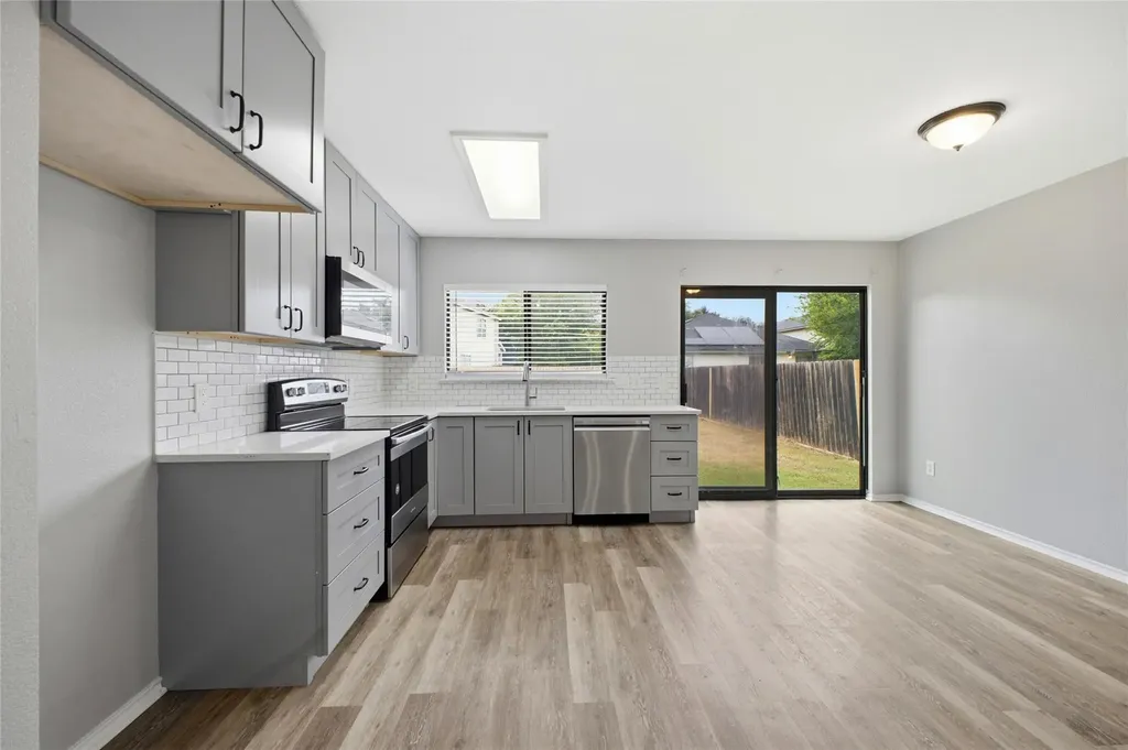 2206 Bluebonnet Drive Round Rock TX 78664