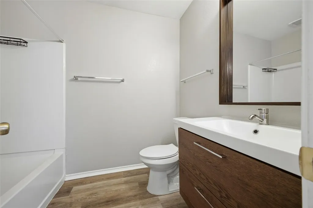 2206 Bluebonnet Drive Round Rock TX 78664