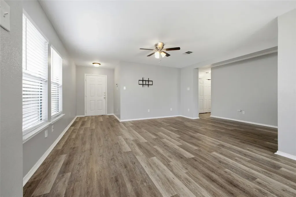 2206 Bluebonnet Drive Round Rock TX 78664