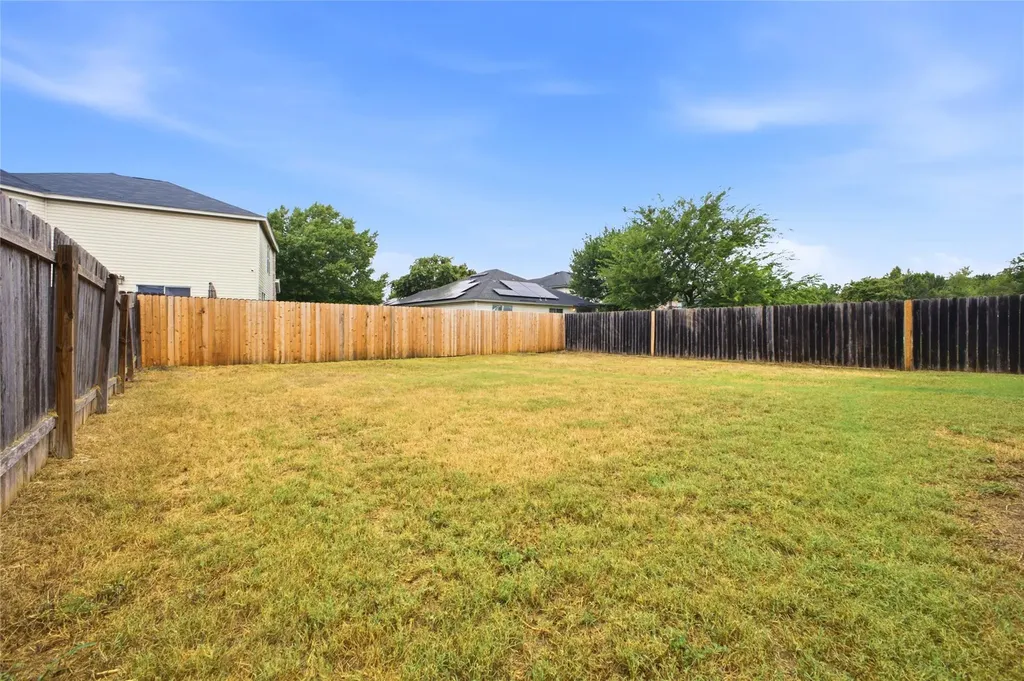 2206 Bluebonnet Drive Round Rock TX 78664