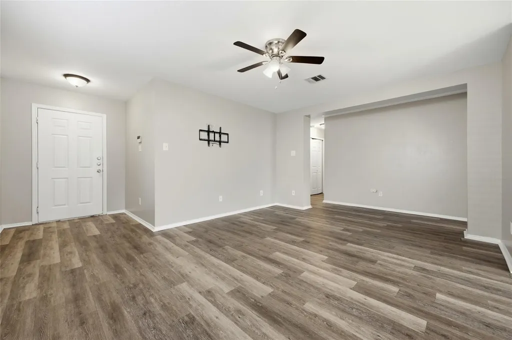 2206 Bluebonnet Drive Round Rock TX 78664