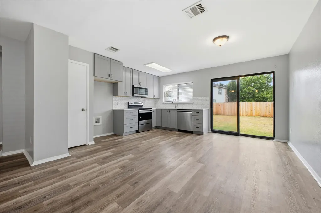 2206 Bluebonnet Drive Round Rock TX 78664