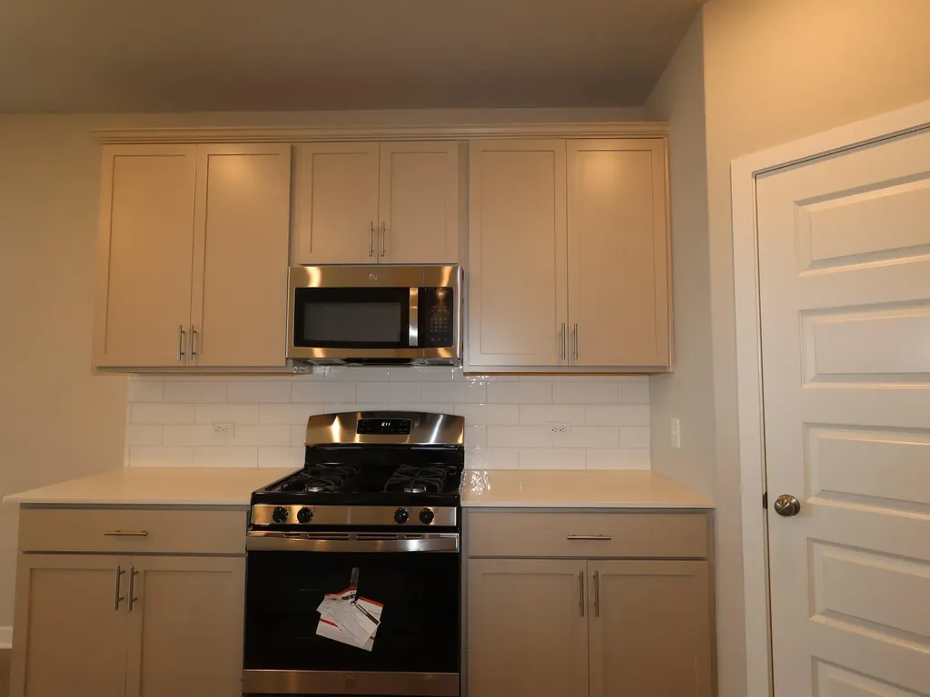 4504 Bridal Veil Drive Austin TX 78747