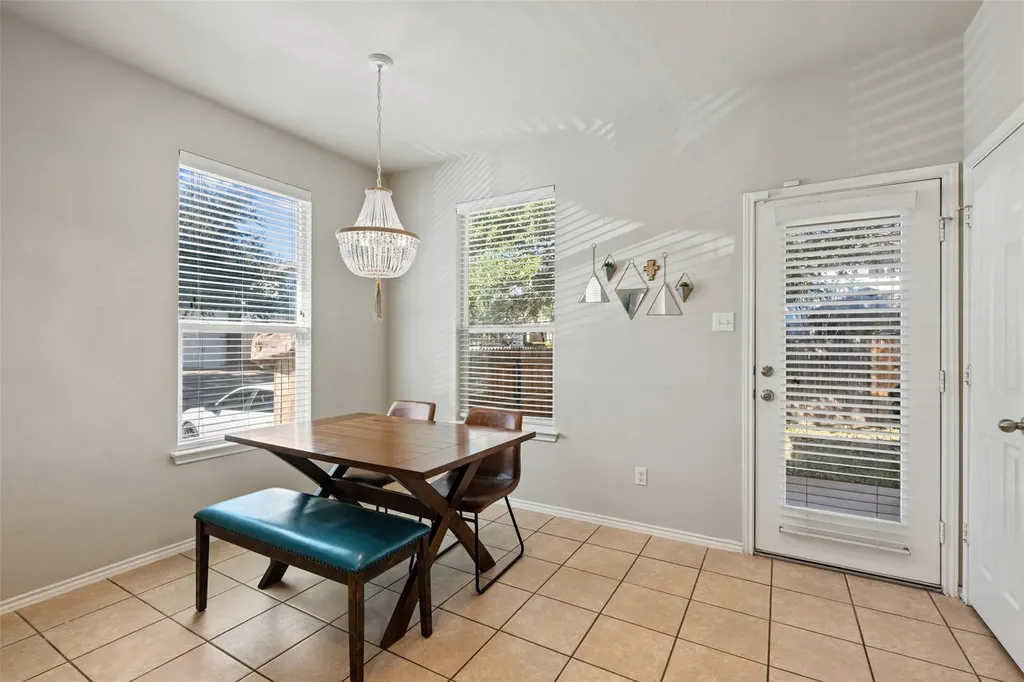 1520 Huckleberry Lane Austin TX 78748