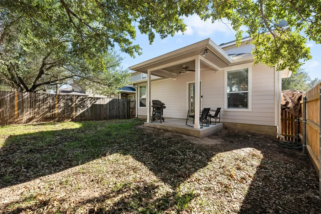 1520 Huckleberry Lane Austin TX 78748