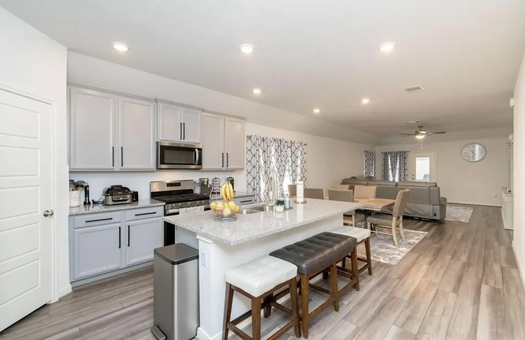 1414 Arcadian Lily San Antonio TX 78245