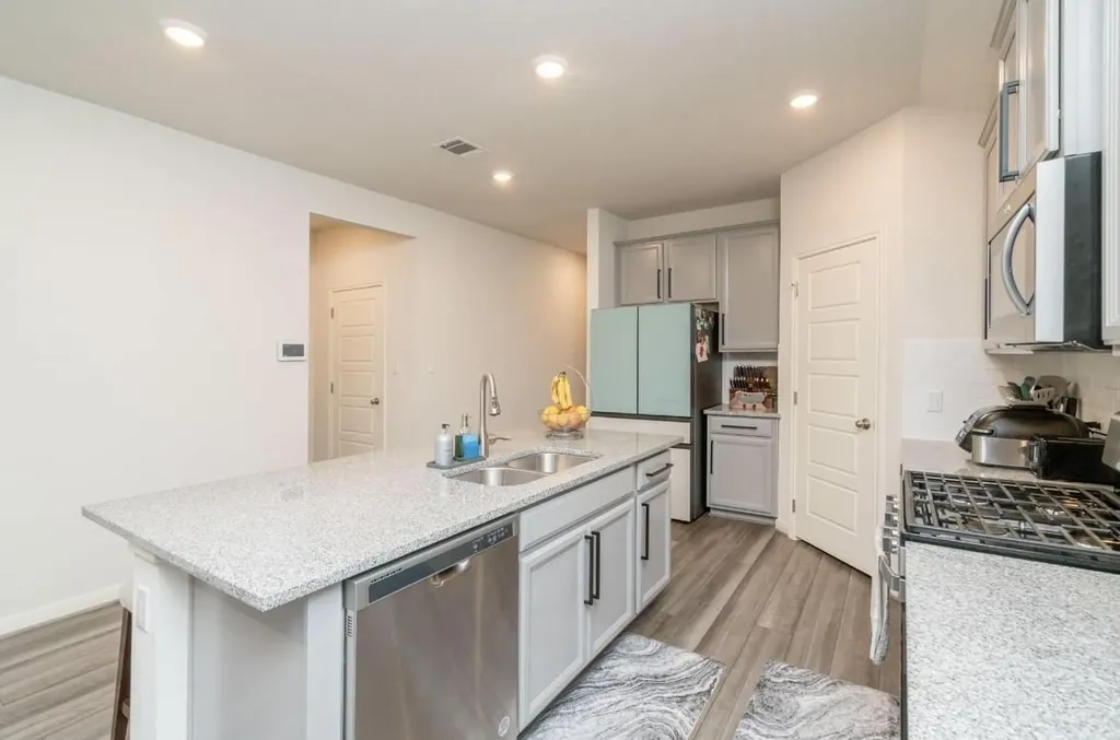1414 Arcadian Lily San Antonio TX 78245