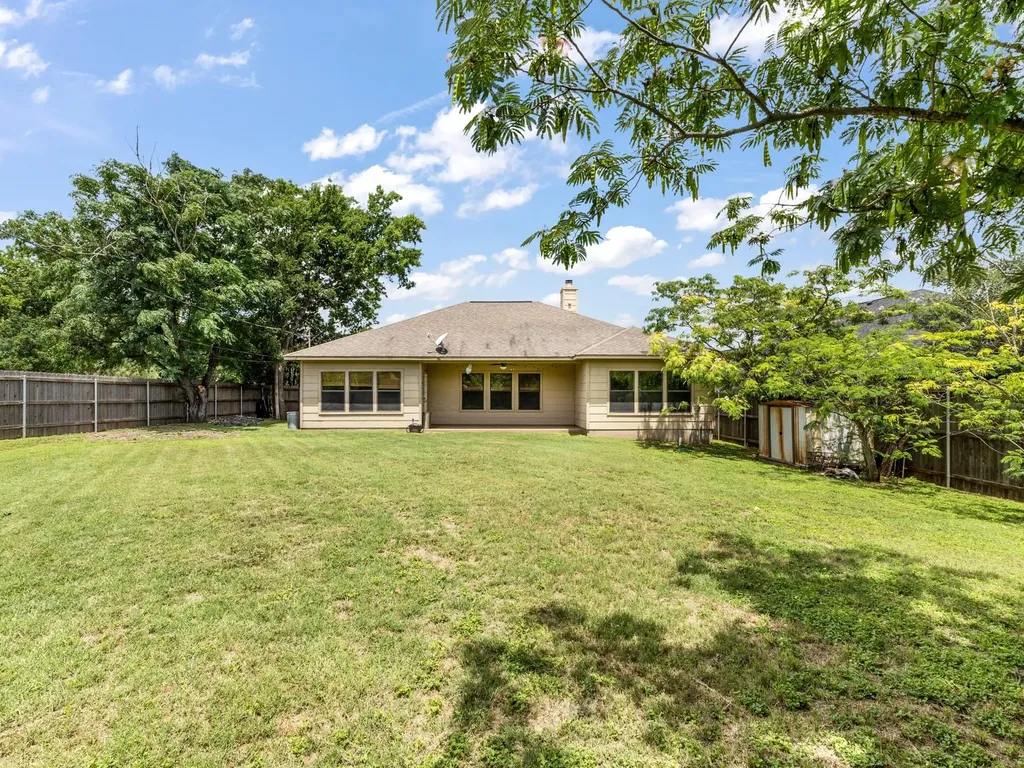 14900 Longbranch Drive NW Austin TX 78734