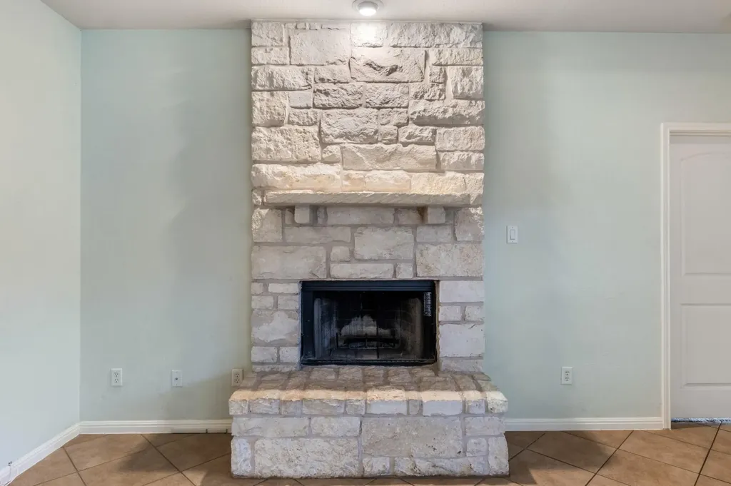 14900 Longbranch Drive NW Austin TX 78734