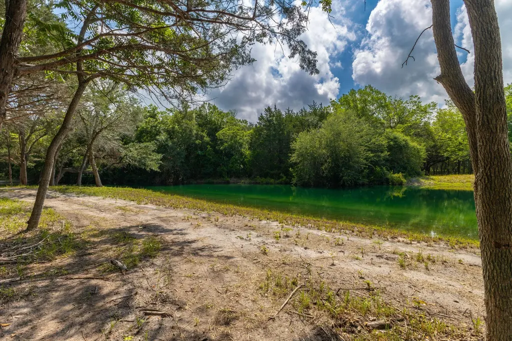2088 (Tract #3) Baca Loop Flatonia TX 78941