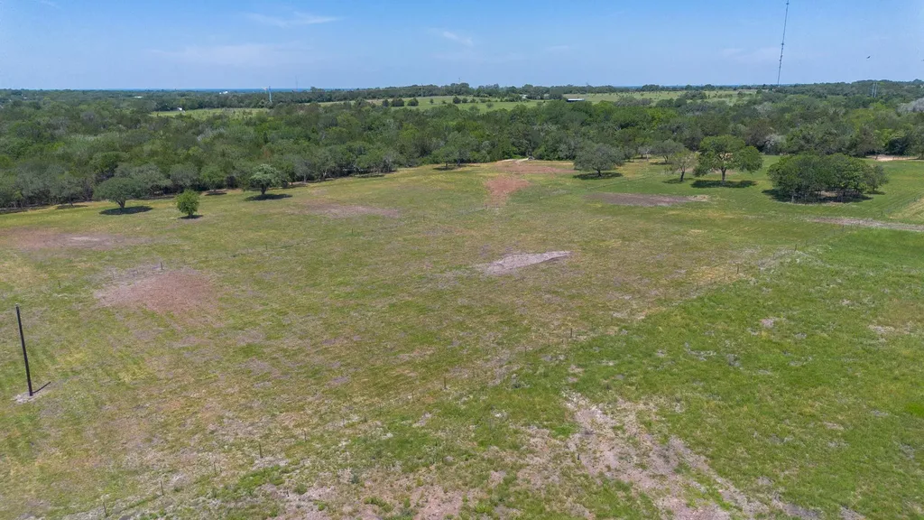 2088 (Tract #3) Baca Loop Flatonia TX 78941