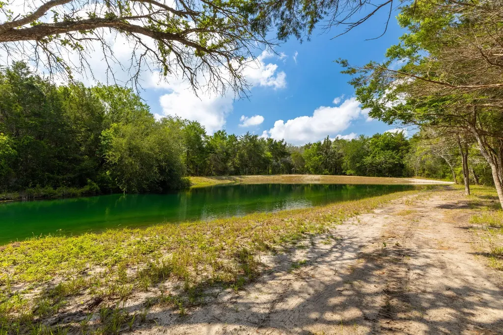 2088 (Tract #3) Baca Loop Flatonia TX 78941