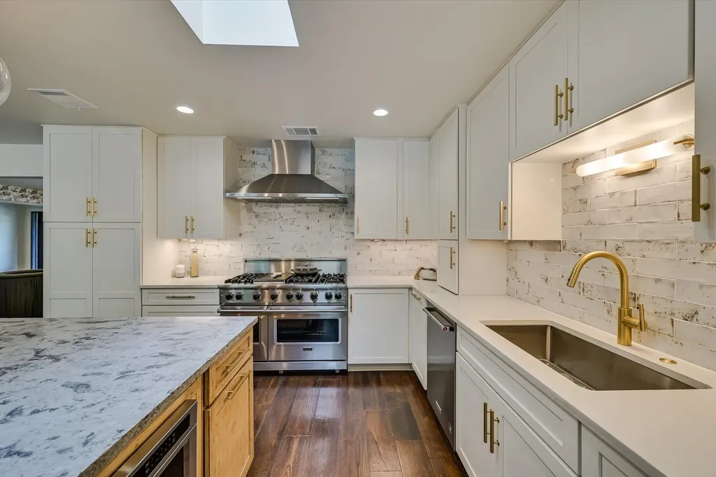 4104 Tablerock Drive Austin TX 78731