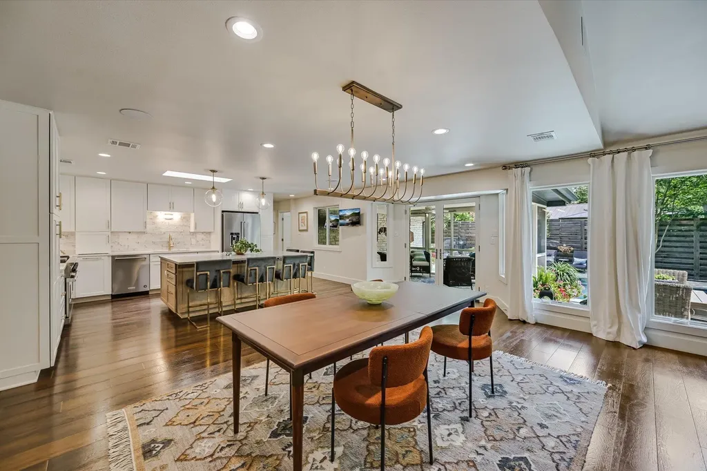 4104 Tablerock Drive Austin TX 78731