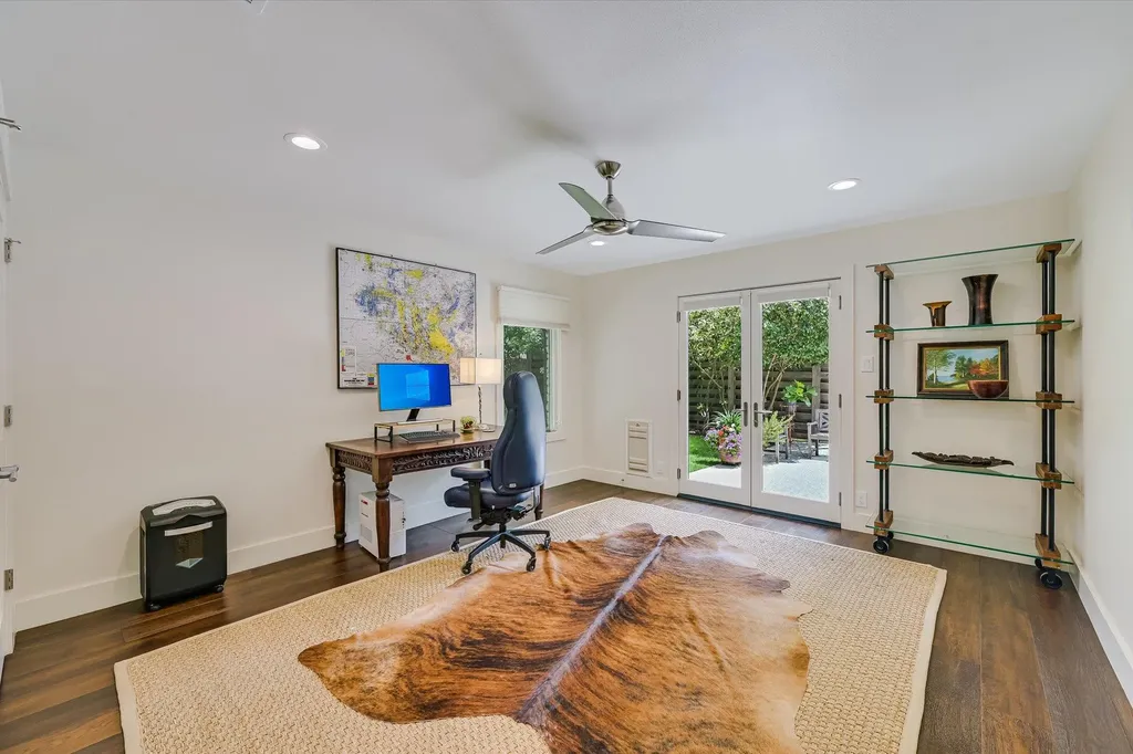 4104 Tablerock Drive Austin TX 78731