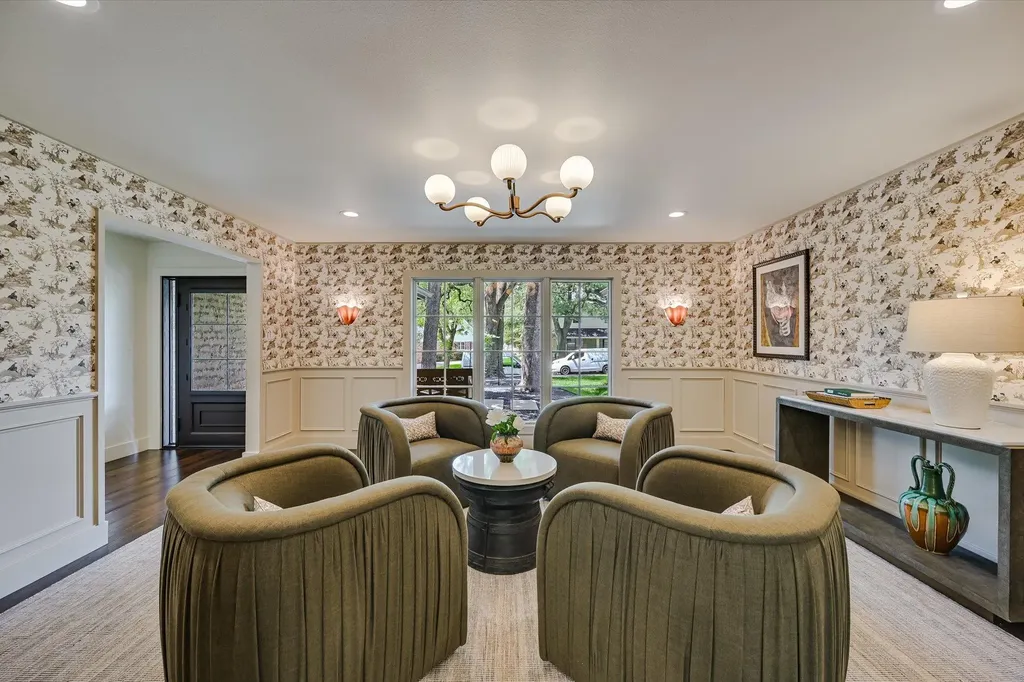 4104 Tablerock Drive Austin TX 78731