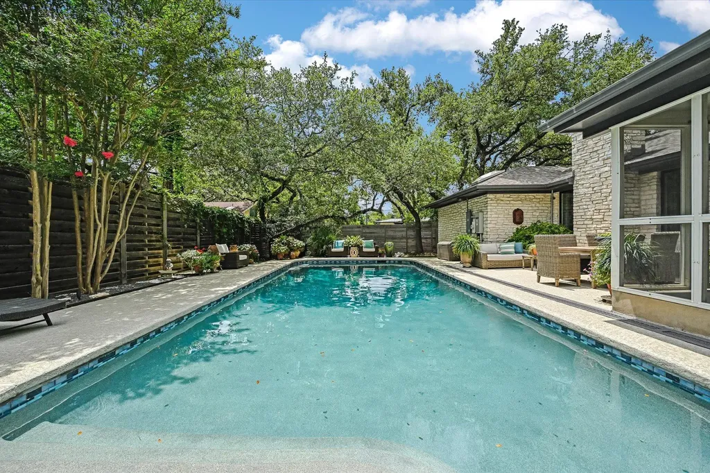 4104 Tablerock Drive Austin TX 78731